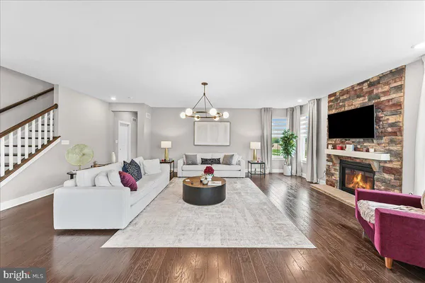 $874,990 | 331 Appleford Circle, Bear, DE 19701