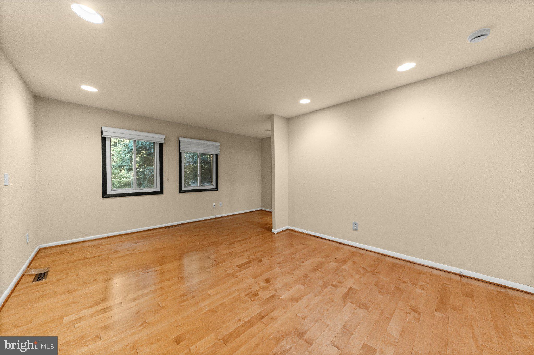 2208 Oxeye Road Baltimore, MD 21209 - Photo 19 of 32 Primary Bedroom