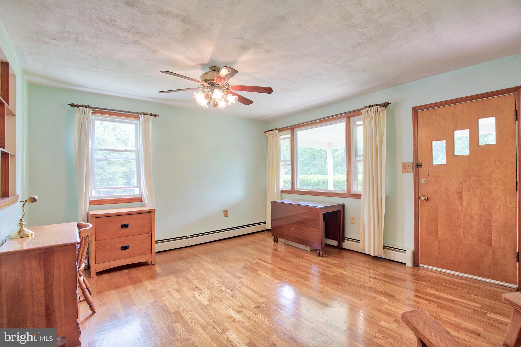 4724 Middle Road Winchester, VA 22602 - Photo 6 of 38 Gallery Image 6