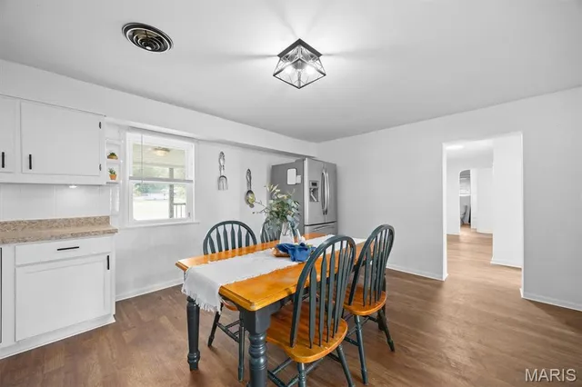 $152,700 | 434 Ohio Avenue, South Roxana, IL 62087