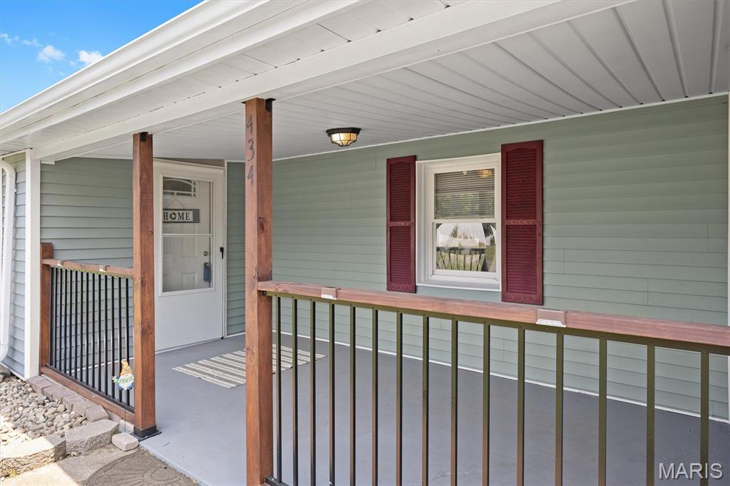 434 Ohio Avenue South Roxana, IL 62087 - Photo 2 of 27