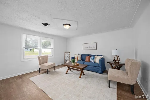 $152,700 | 434 Ohio Avenue, South Roxana, IL 62087