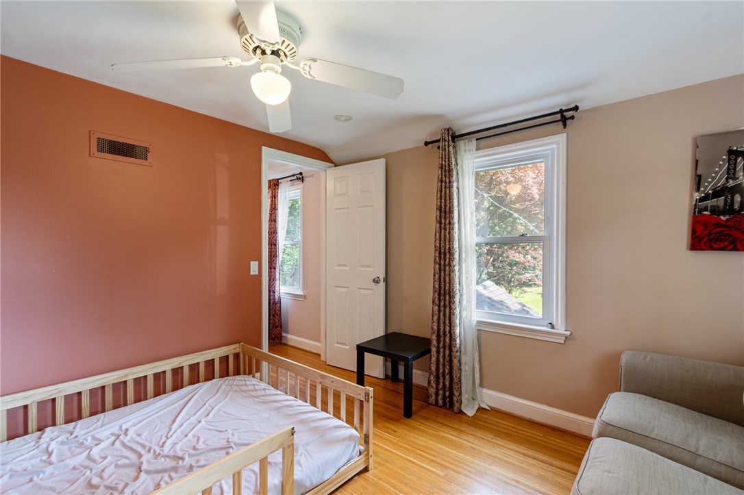29 Avondale Road Irondequoit, NY 14622 - Photo 18 of 30 One of the upstairs bedrooms - note the VINYL windows