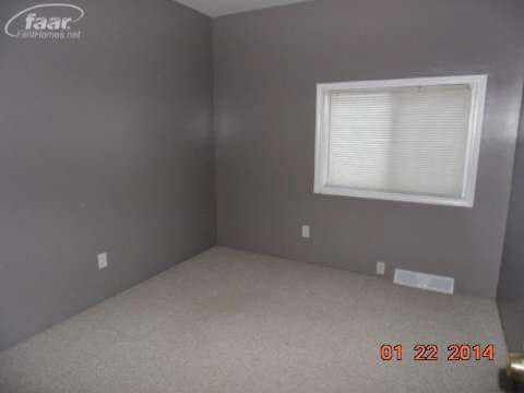 10168 West Mount Morris Road Flushing, MI 48433 - Photo 9 of 9 20391852-8.JPG