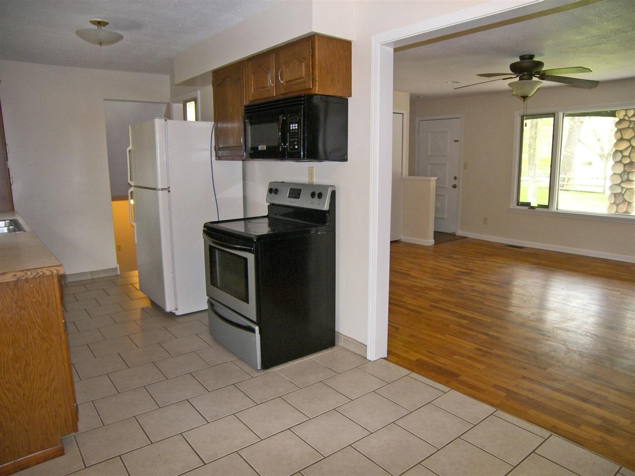 10275 North Webster Road Clio, MI 48420 - Photo 8 of 25 21446634-7.JPG