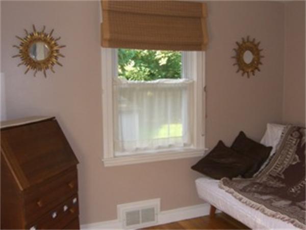 129 Roberts Road Medford, MA 02155 - Photo 13 of 26 Gallery Image 13