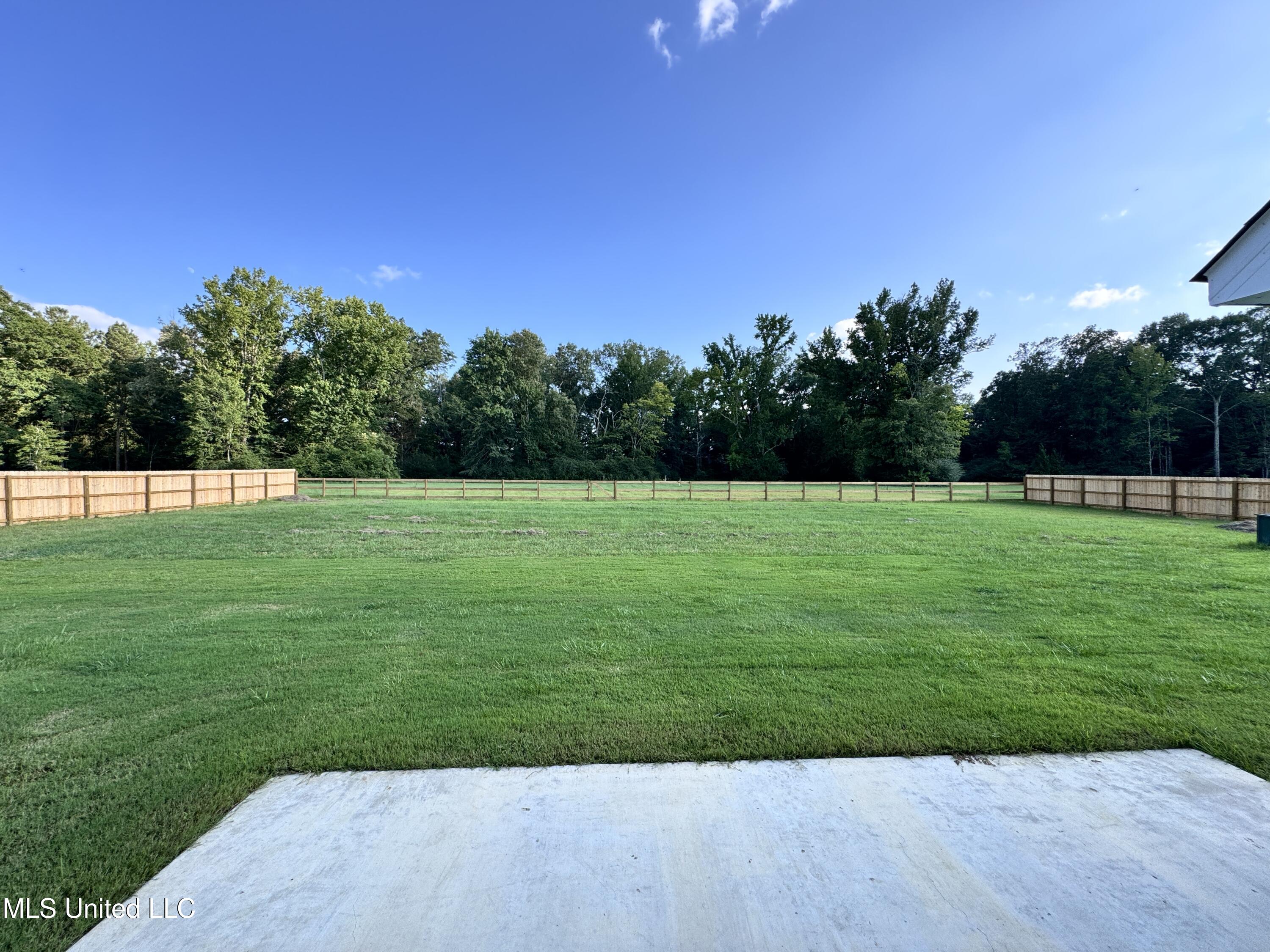 1025 Mullican Road Florence, MS 39073 - Photo 2 of 34 FENCE ADDED!