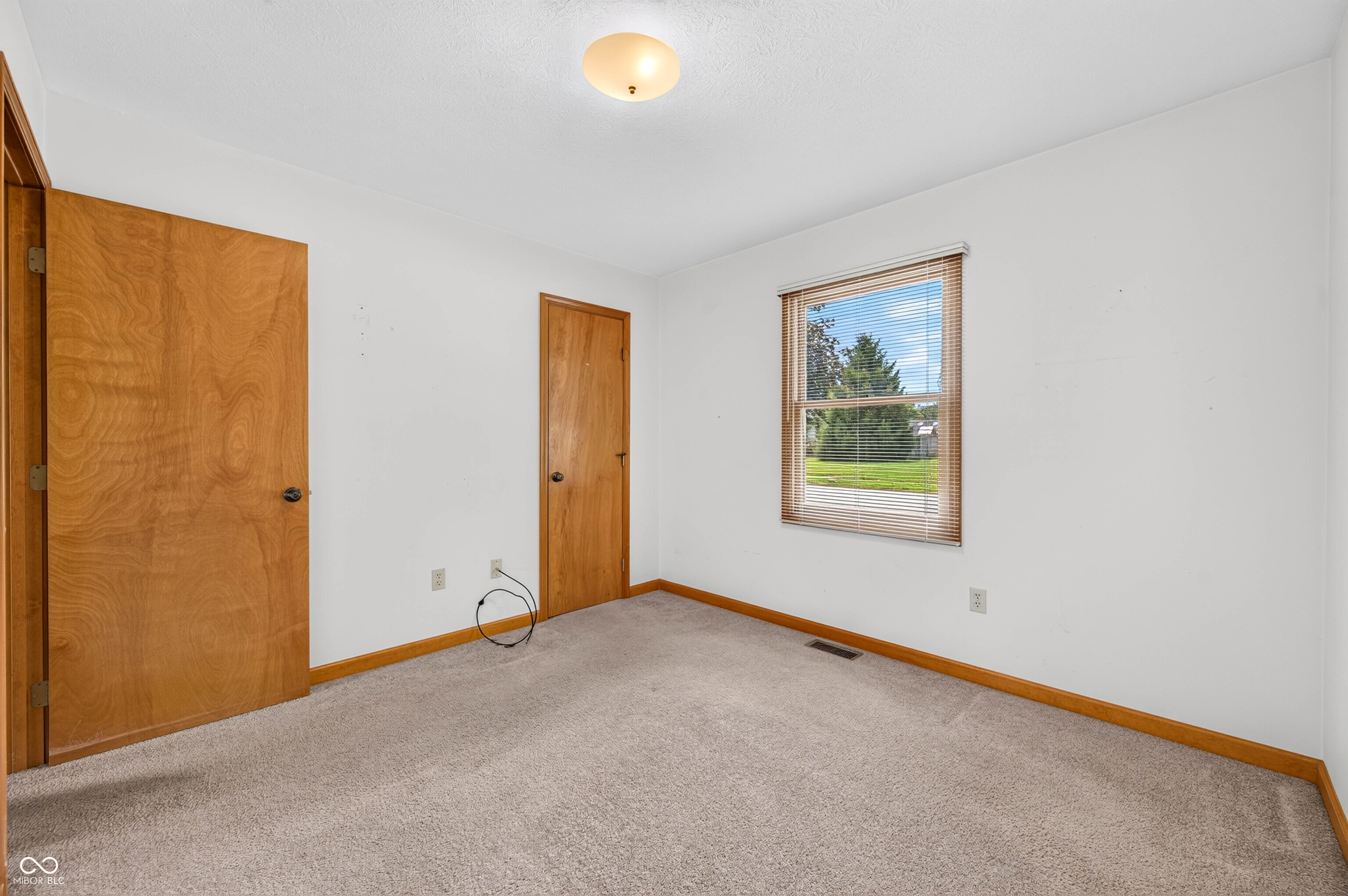 2530 Cedar Ridge Drive Columbus, IN 47203 - Photo 37 of 48