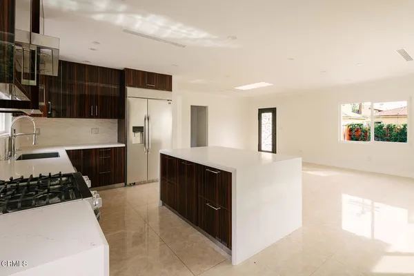 $5,500 | 2506 Weston Place, Glendale, CA 91208