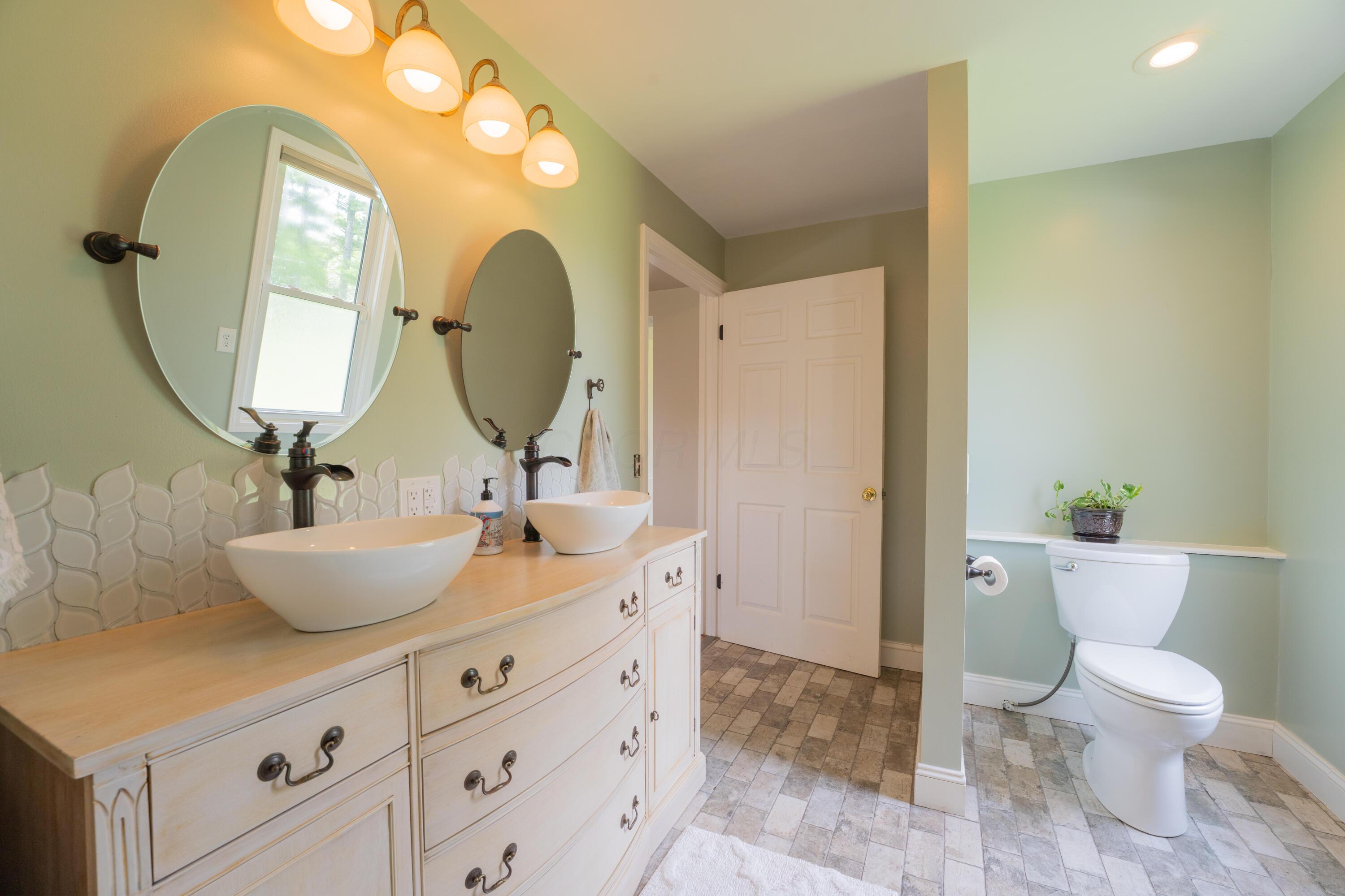 12270 London Road Orient, OH 43146 - Photo 20 of 65 12270London-2138-HDR