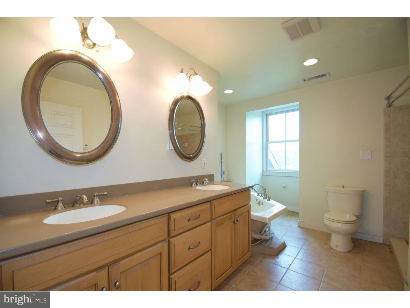 2128 Bustard Road Lansdale, PA 19446 - Photo 15 of 25 Master Bathroom