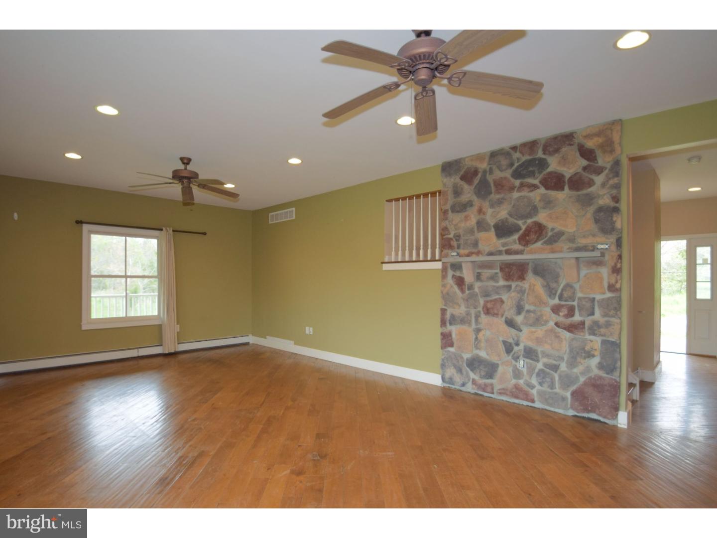 2128 Bustard Road Lansdale, PA 19446 - Photo 6 of 25 Family Room