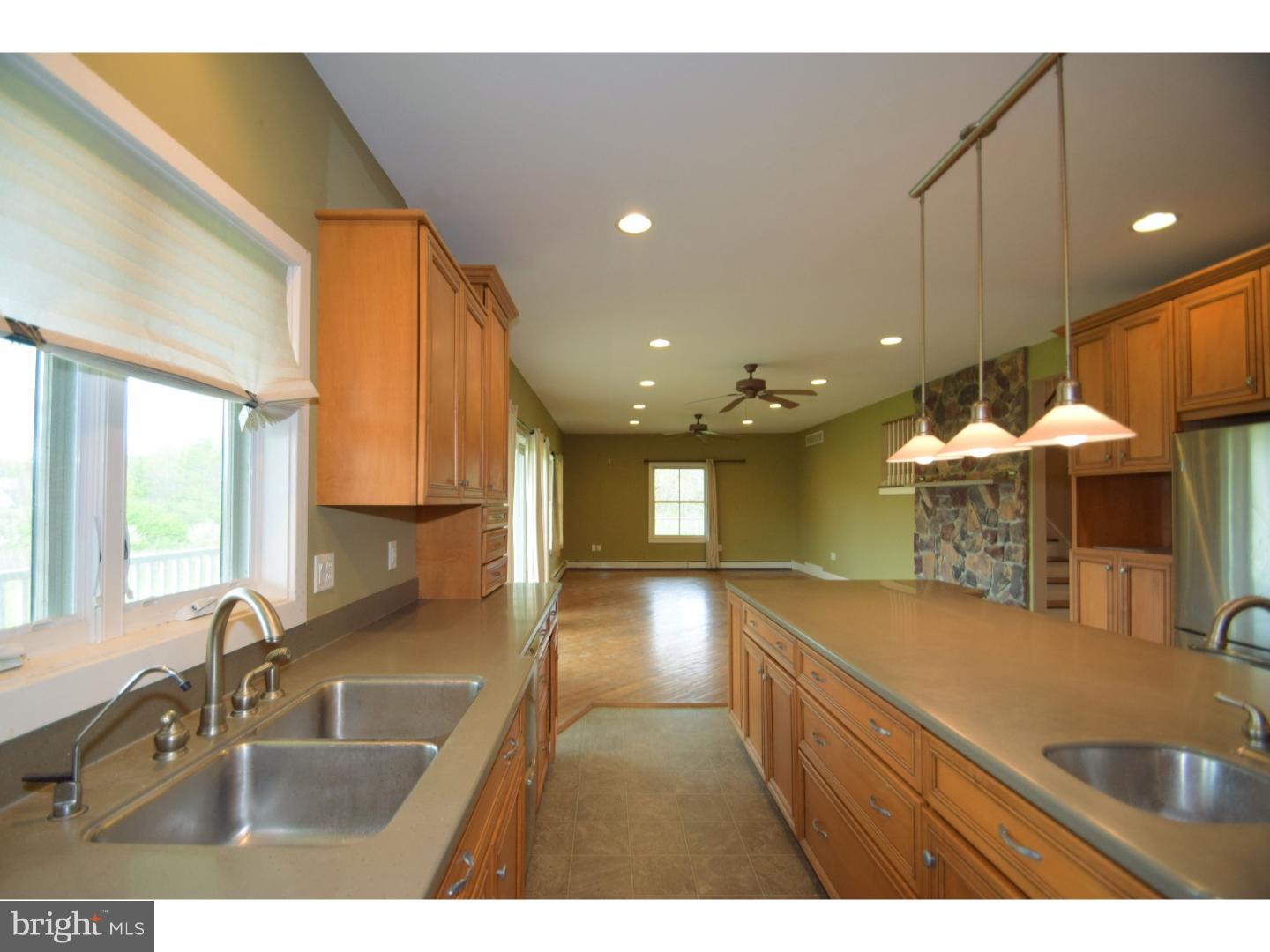 2128 Bustard Road Lansdale, PA 19446 - Photo 8 of 25 Kitchen