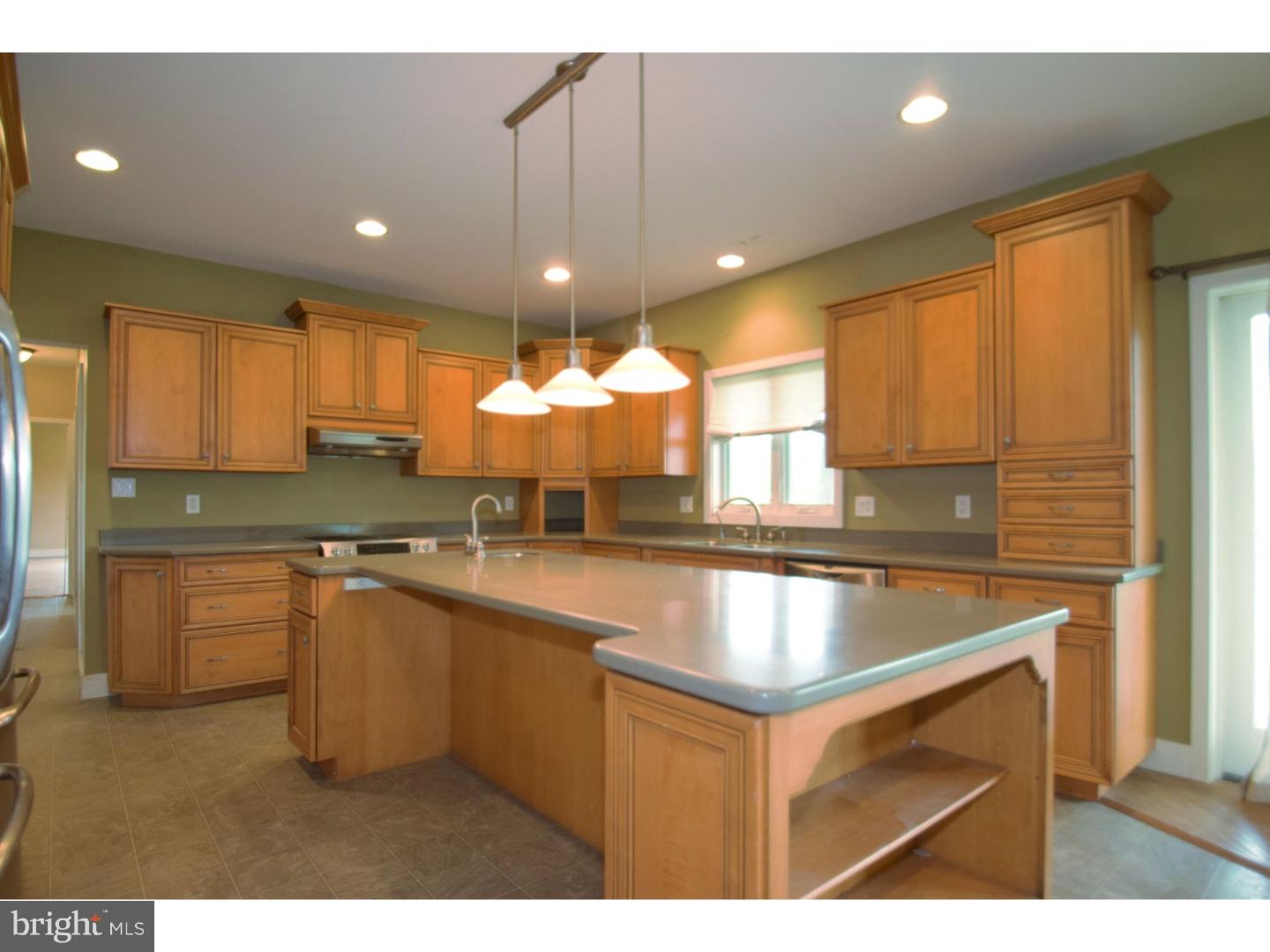 2128 Bustard Road Lansdale, PA 19446 - Photo 9 of 25 Kitchen