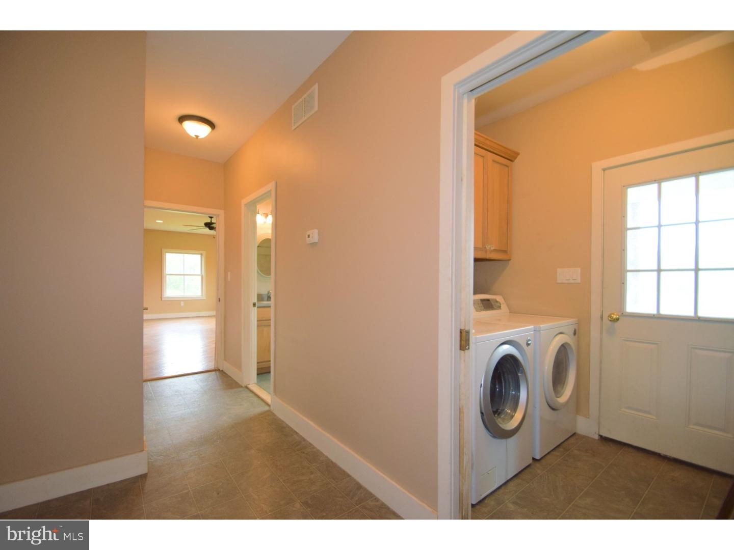 2128 Bustard Road Lansdale, PA 19446 - Photo 10 of 25 Hallway