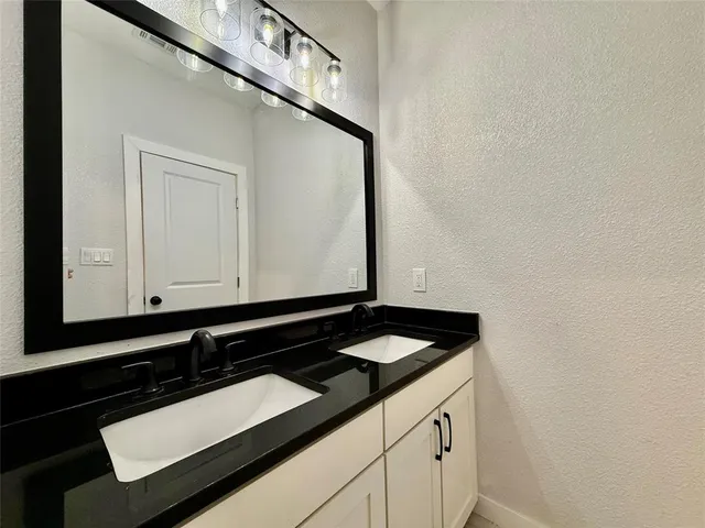 a close view of sink and tap