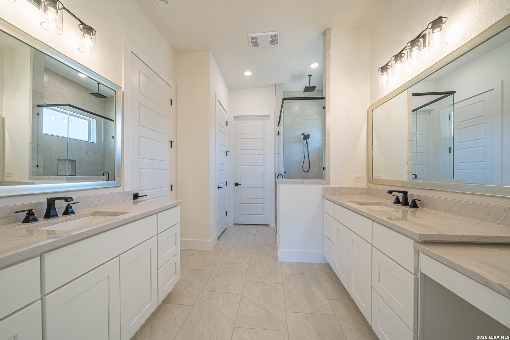 2044 Toscano Way Kerrville, TX 78028 - Photo 19 of 30 Gallery Image 19
