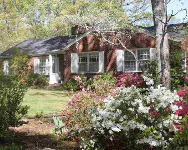 702 Penarth Road Spartanburg, SC 29301 - Photo 1 of 15 Gallery Image 1