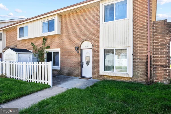 $249,900 | 609 Cobble Creek Curve, Newark, DE 19702