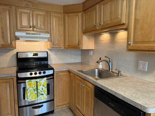 221 Upper County Road, Unit 106 Dennis Port, MA 02639 - Photo 3 of 19 IMG_9933