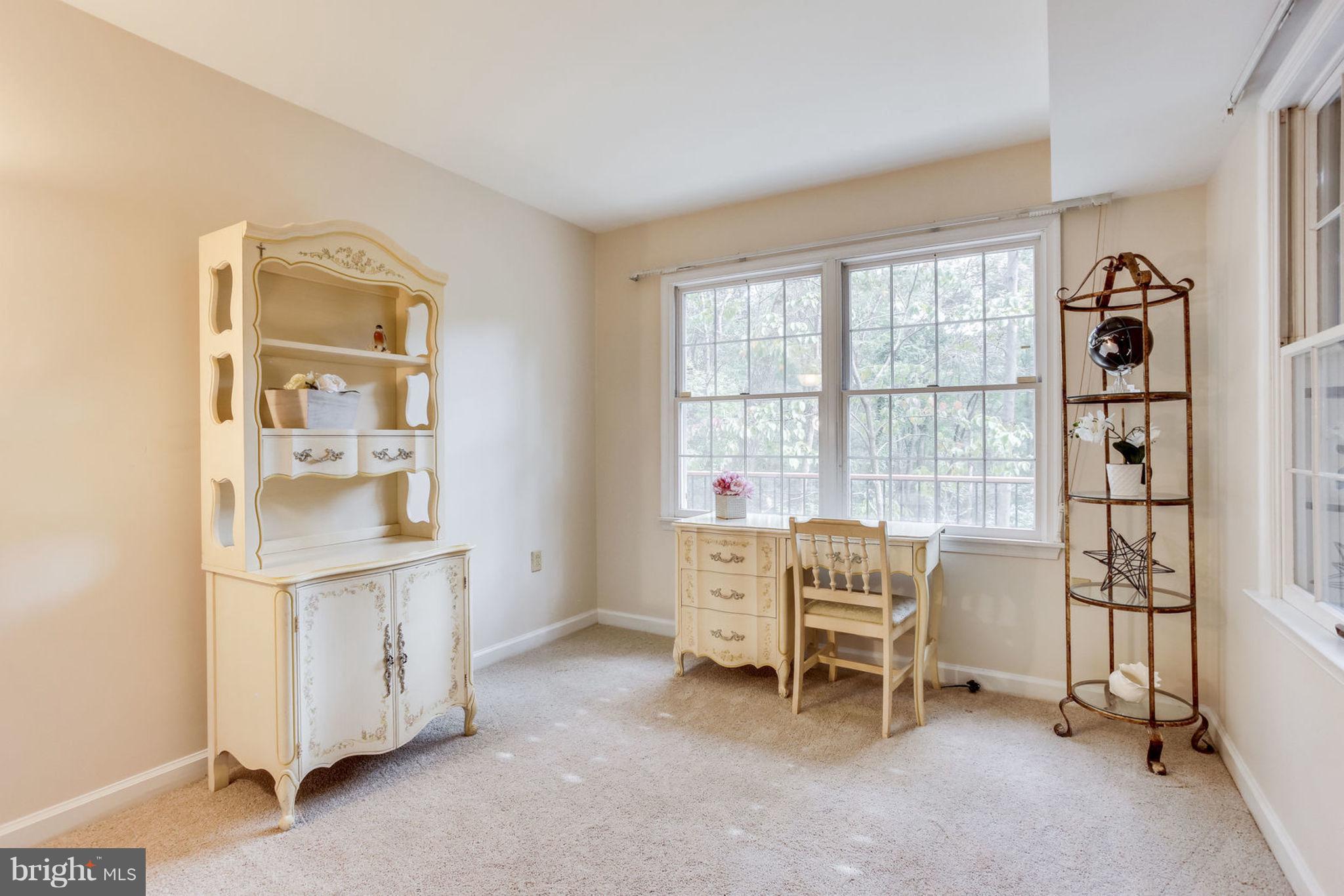 1423 Aldenham Lane Reston, VA 20190 - Photo 26 of 30 5th bedroom offers tons of light