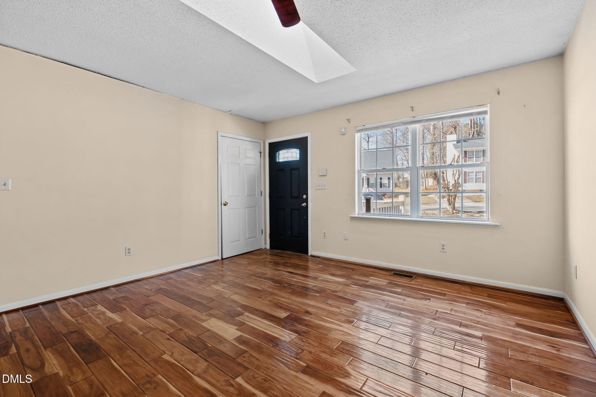 4682 Coltsfoot Road Greensboro, NC 27455 - Photo 5 of 23 12-web-or-mls-_1871086