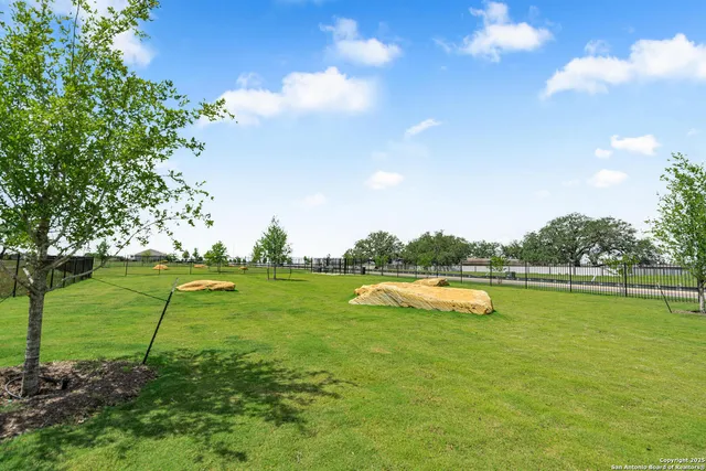 $319,900 | 16004 Stratford Cove, Lytle, TX 78052