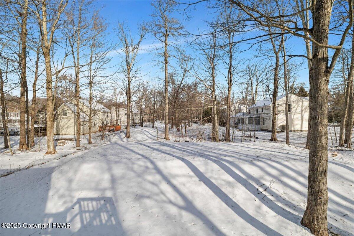 1662 Cotswald Road Tobyhanna, PA 18466 - Photo 38 of 43 a view of a city with trees