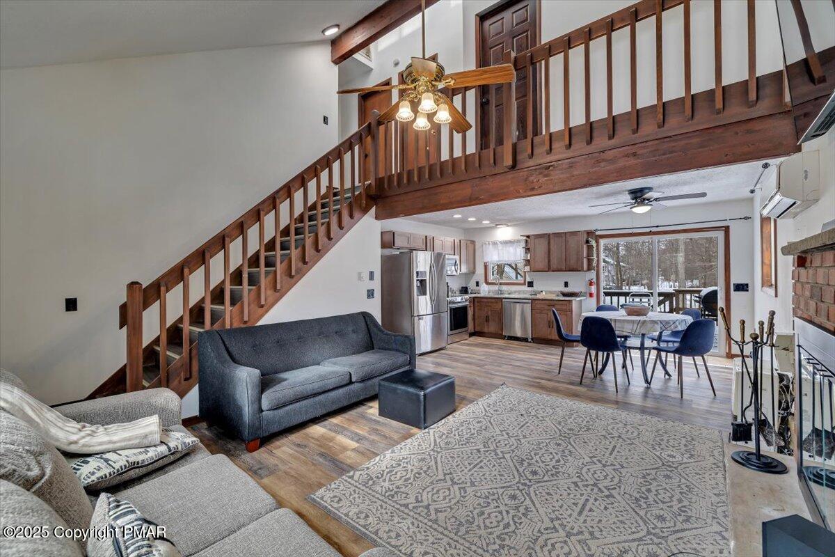 1662 Cotswald Road Tobyhanna, PA 18466 - Photo 8 of 43 a view of a livingroom with furniture and a rug