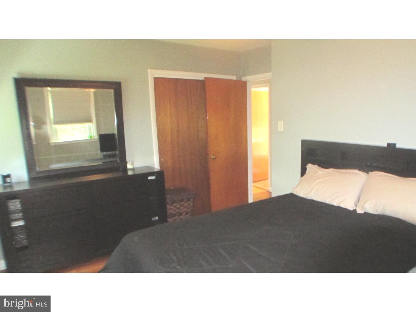 2935 Gelena Road Philadelphia, PA 19152 - Photo 11 of 19 Master Bedroom