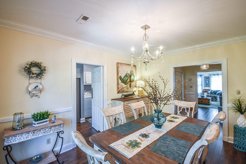 161 Cherokee Road, Unit 4 Pinehurst, NC 28374 - Photo 11 of 59 40DiningRoom