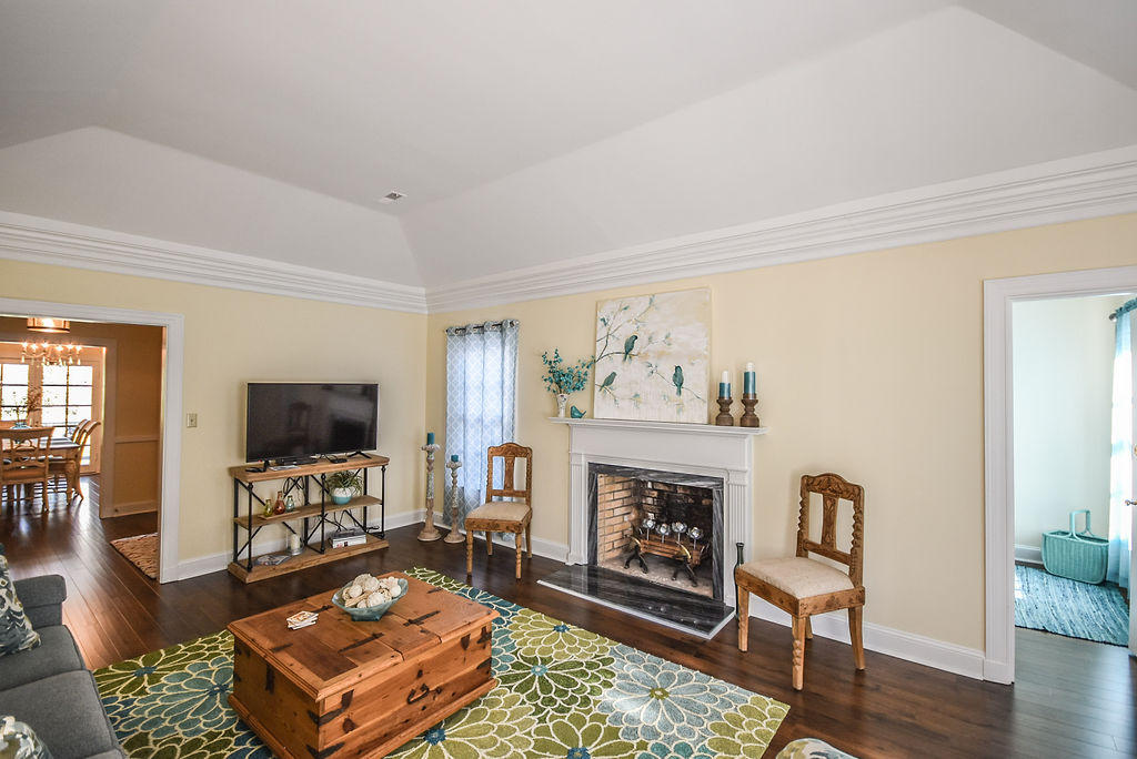 161 Cherokee Road, Unit 4 Pinehurst, NC 28374 - Photo 23 of 59 17LivingRoom