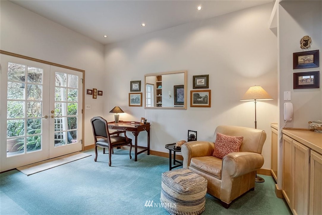 8901 Inverness Court Northeast Seattle, WA 98115 - Photo 14 of 40 Gallery Image 14