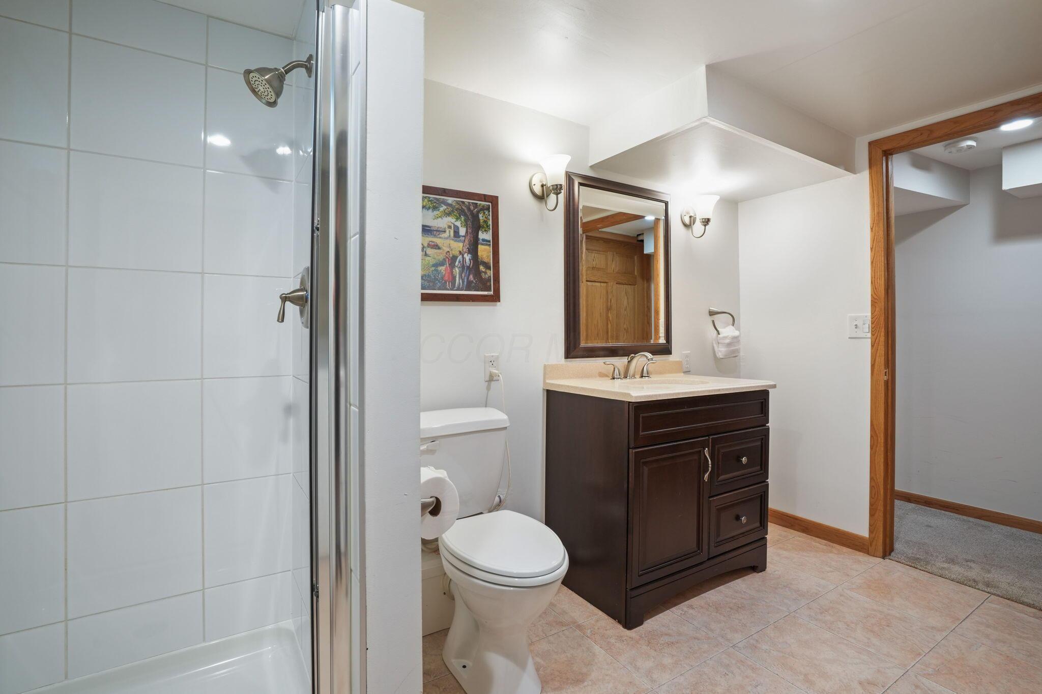 2470 Swansea Road Columbus, OH 43221 - Photo 27 of 37 37-web-or-mls-DSC04504