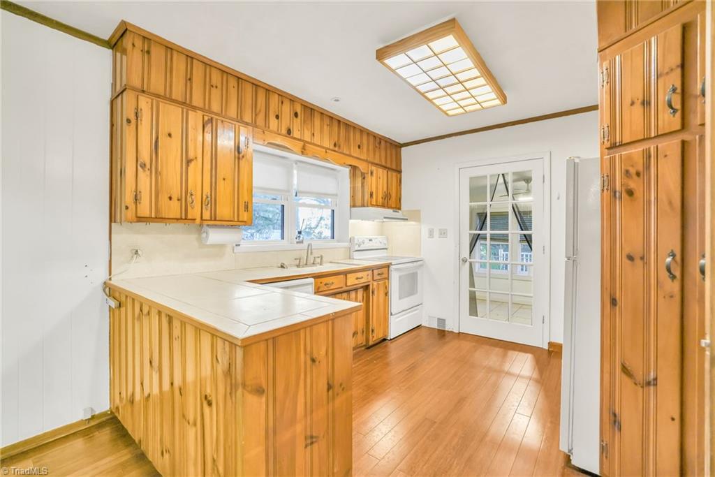 117 Andrews Ridge Road Sparta, NC 28675 - Photo 35 of 49