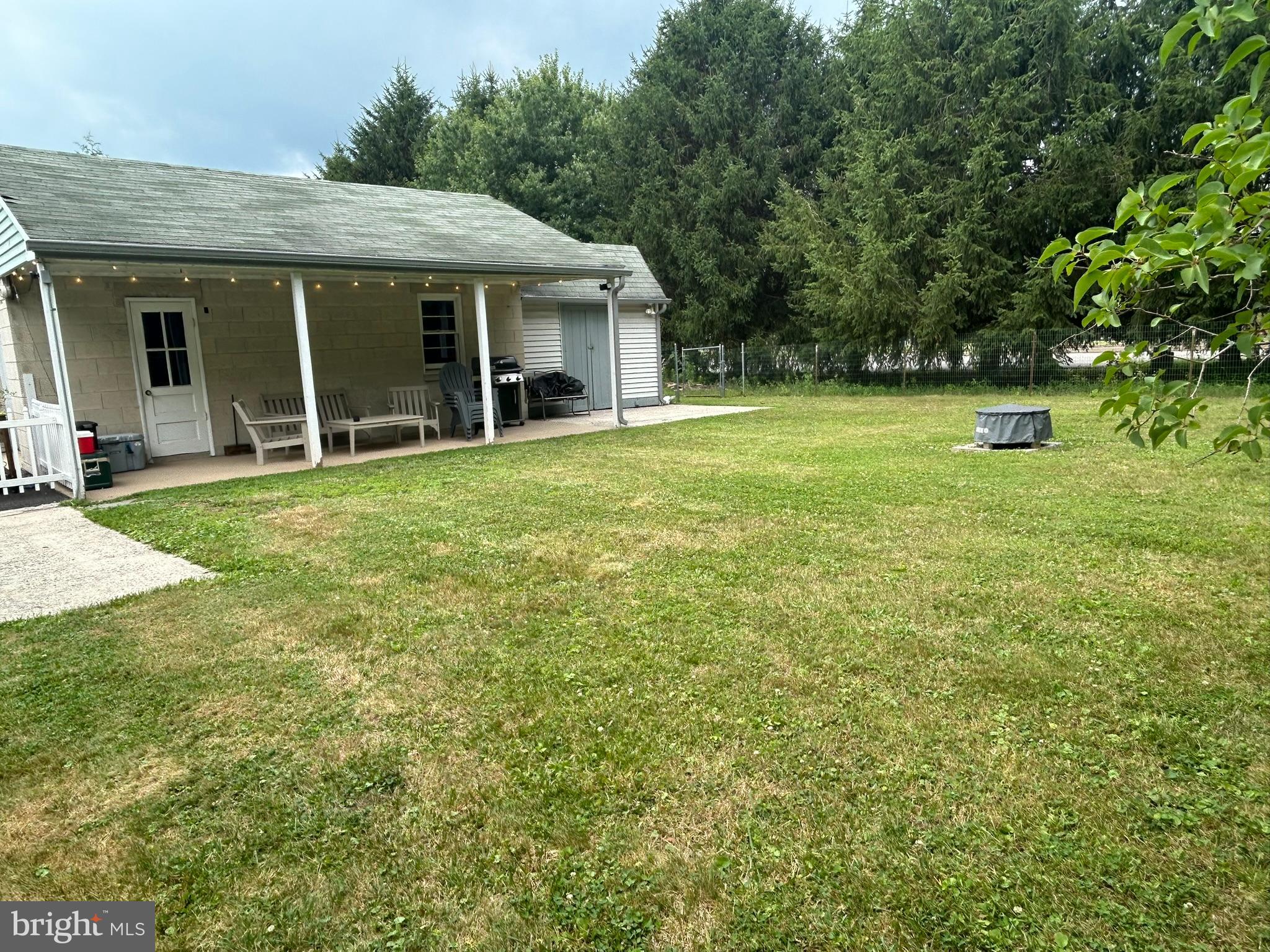 138 East 7 Stars Road Phoenixville, PA 19460 - Photo 40 of 42 Garage area