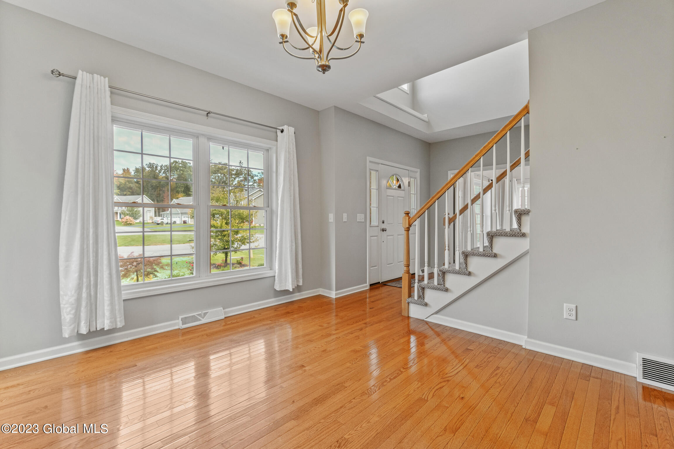 14 David Lane Halfmoon, NY 12065 - Photo 20 of 48 14 David Ln-20 - Copy