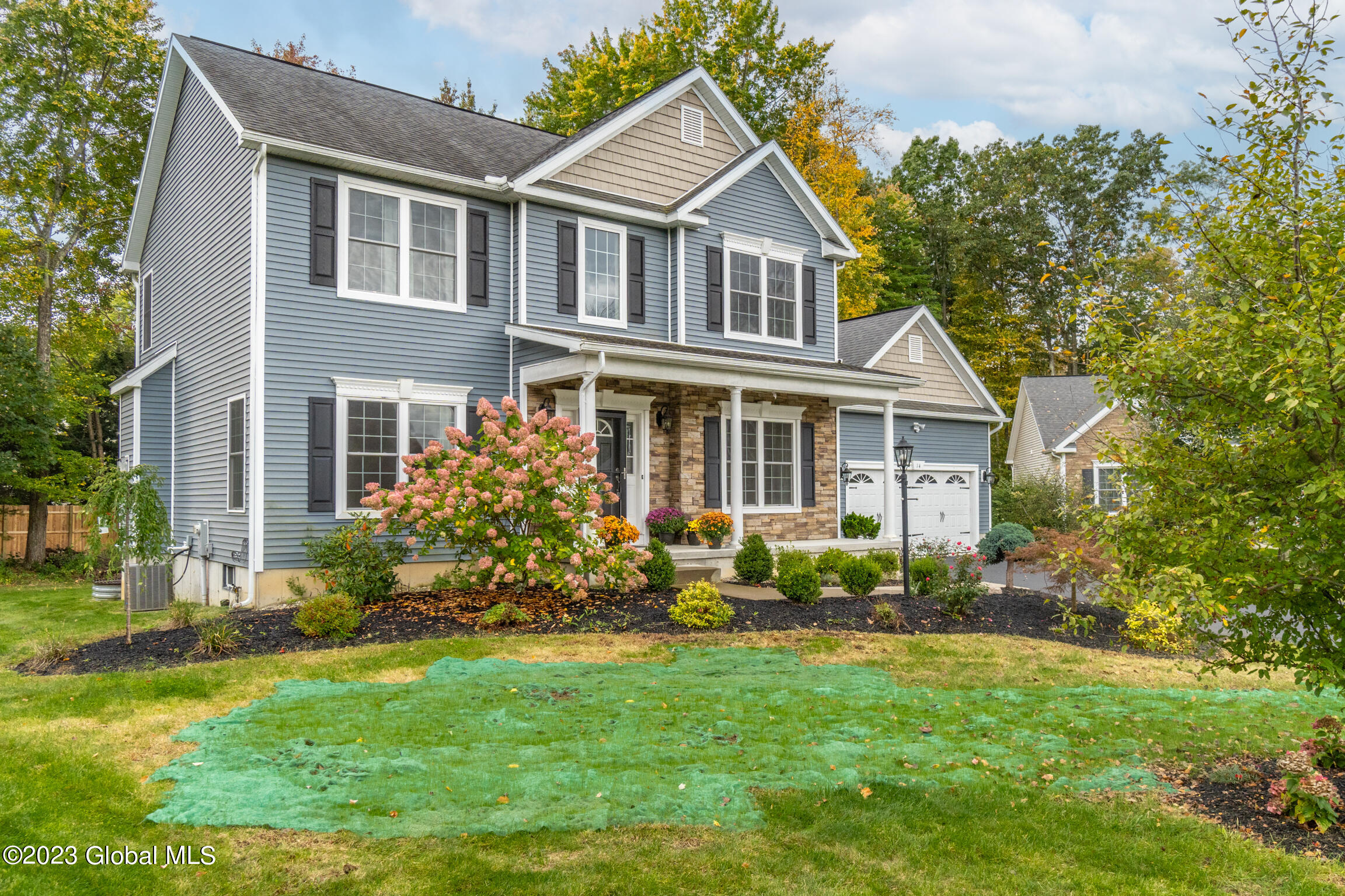 14 David Lane Halfmoon, NY 12065 - Photo 4 of 48 14 David Ln-4 - Copy