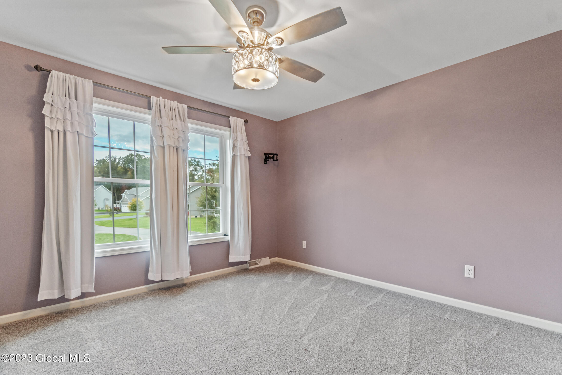 14 David Lane Halfmoon, NY 12065 - Photo 45 of 48 14 David Ln-55