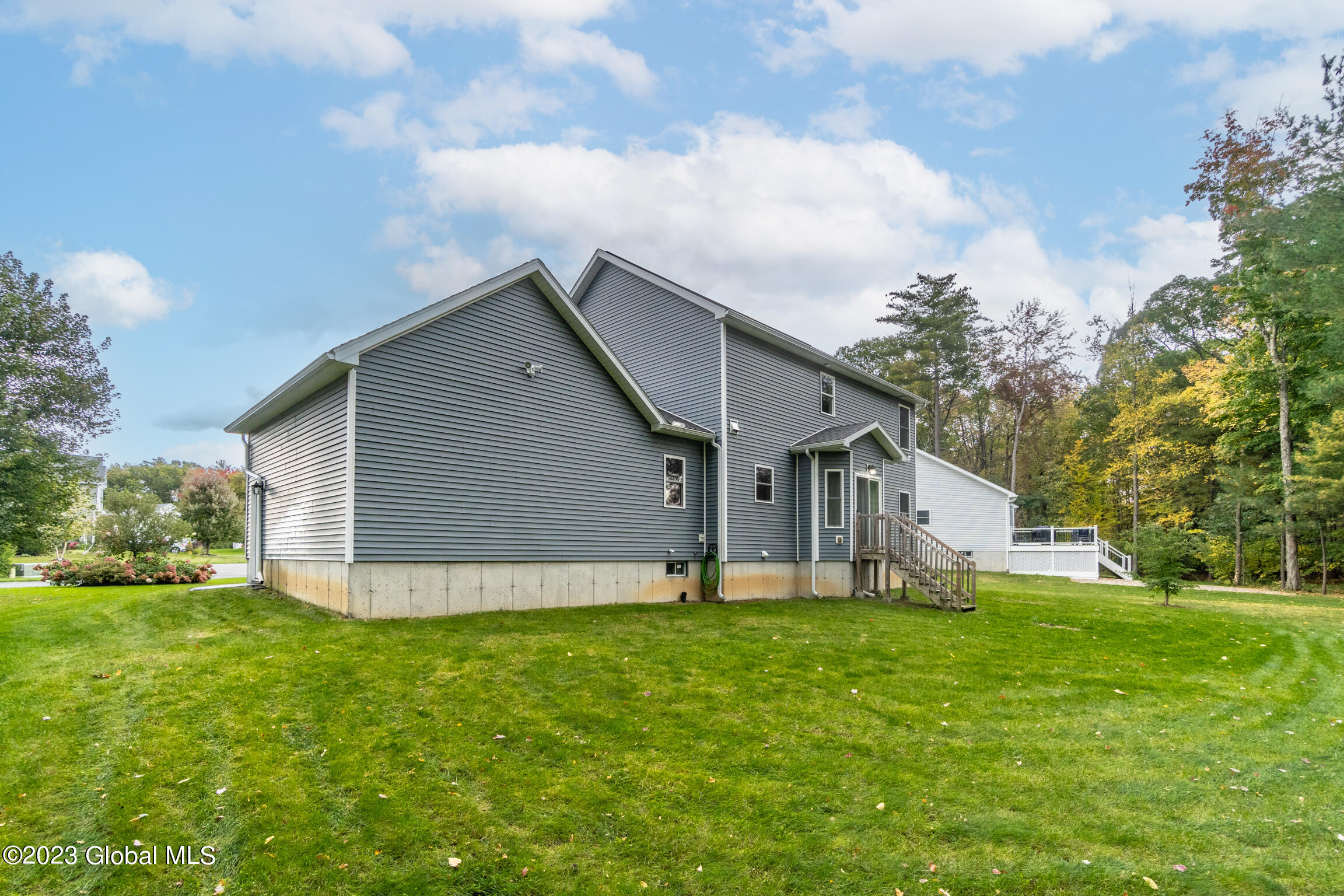 14 David Lane Halfmoon, NY 12065 - Photo 10 of 48 14 David Ln-10 - Copy