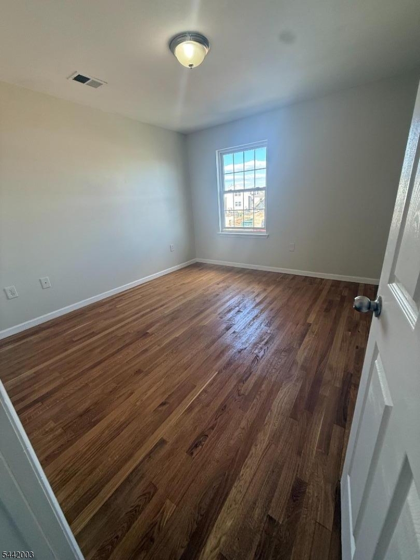 335 Broadway, Unit 2 Elizabeth Port, NJ 07206 - Photo 12 of 14