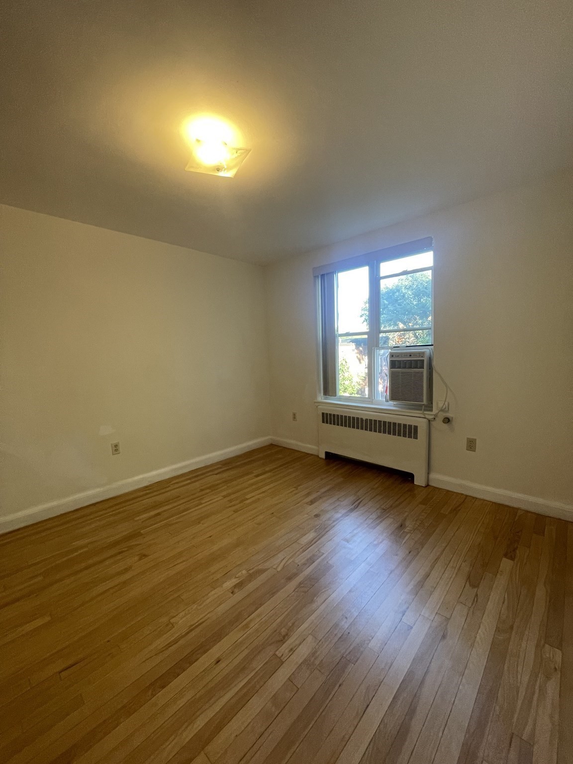 42 Dean Road, Unit 5 Brookline, MA 02445 - Photo 3 of 7 Gallery Image 3
