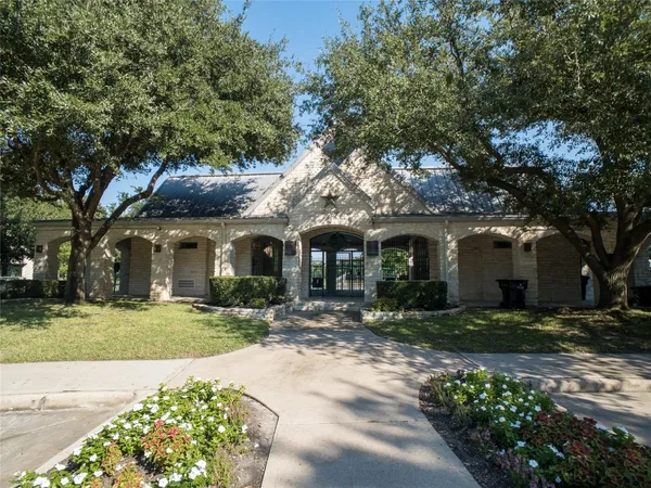 $2,200 | 17234 Rancho Verde Way, Houston, TX 77095