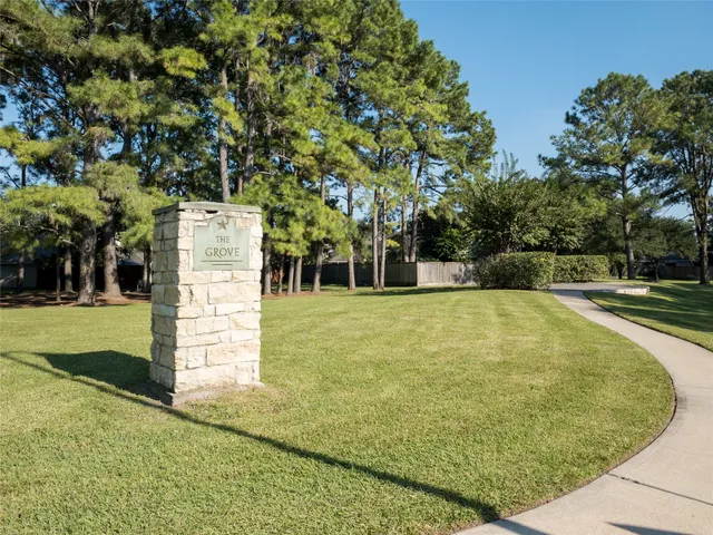 $2,000 | 17234 Rancho Verde Way, Houston, TX 77095