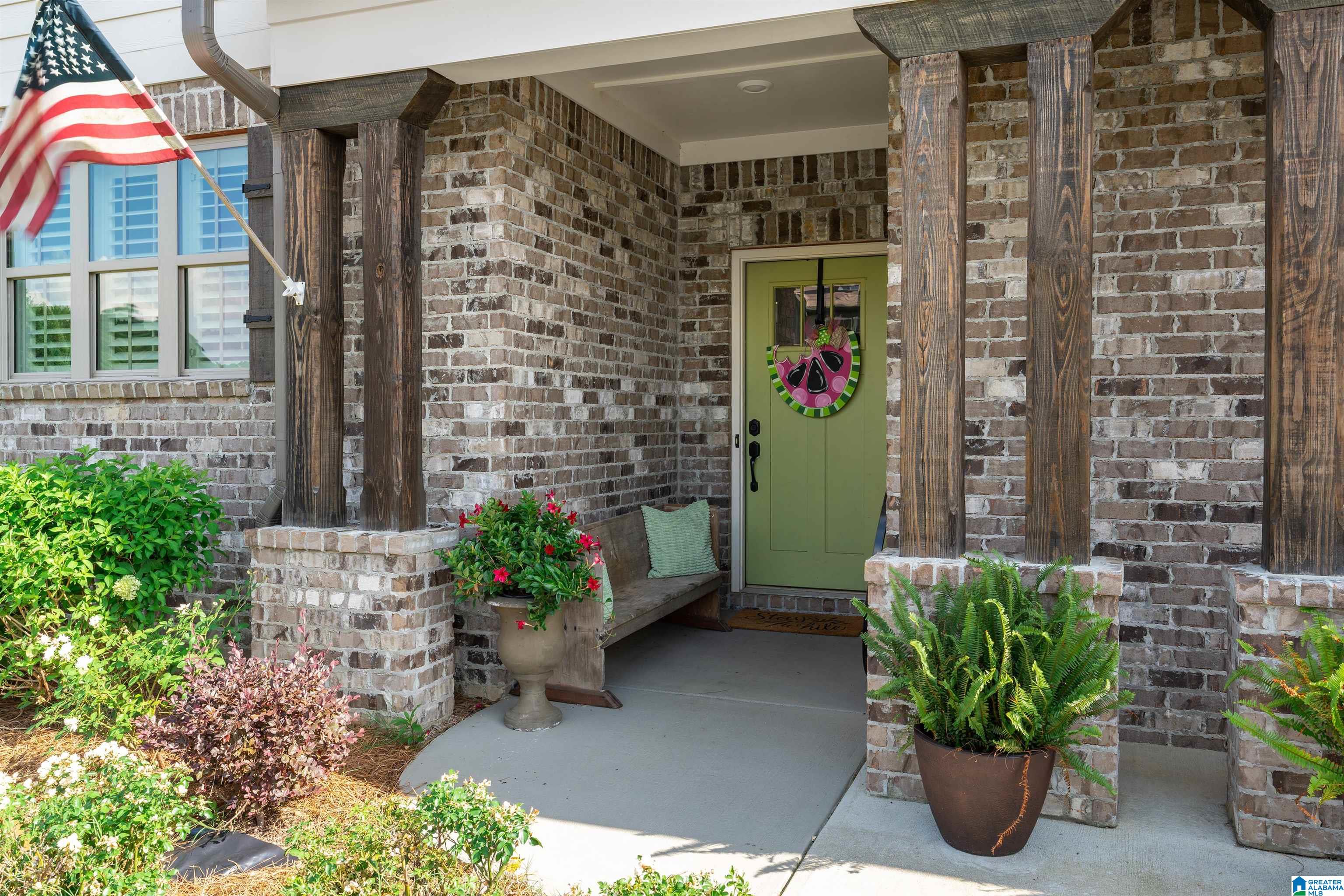 17 MacDonald Cove Springville, AL 35146 - Photo 3 of 29