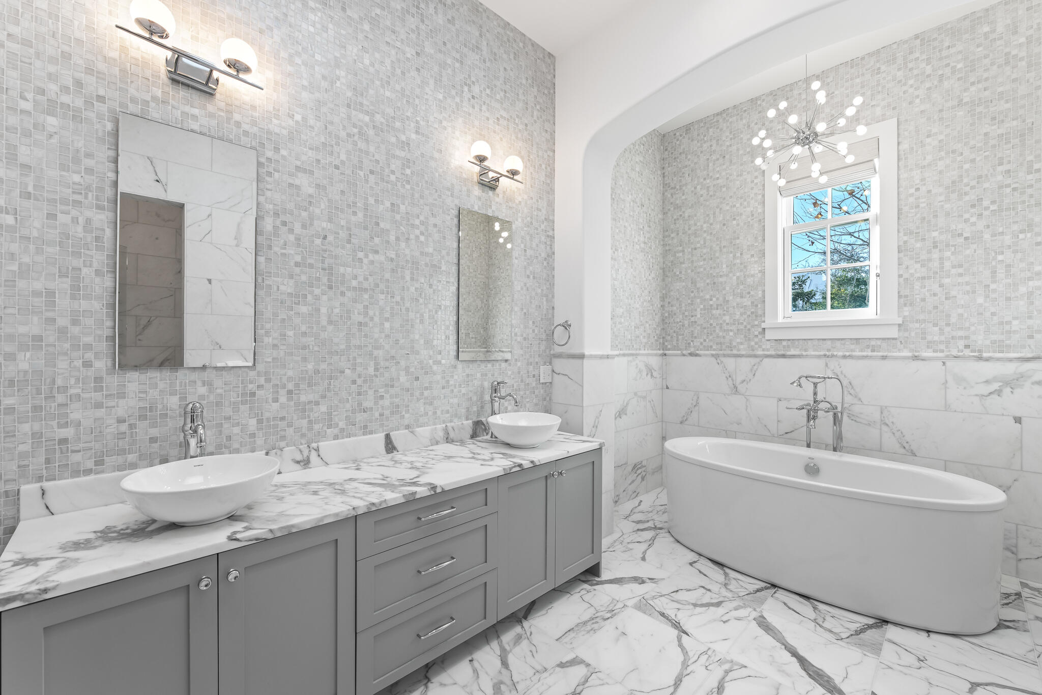 31 North Charles St Inlet Beach Inlet Beach, FL 32461 - Photo 27 of 47 a bathroom with double vanity sinks a large mirror and a bathtub