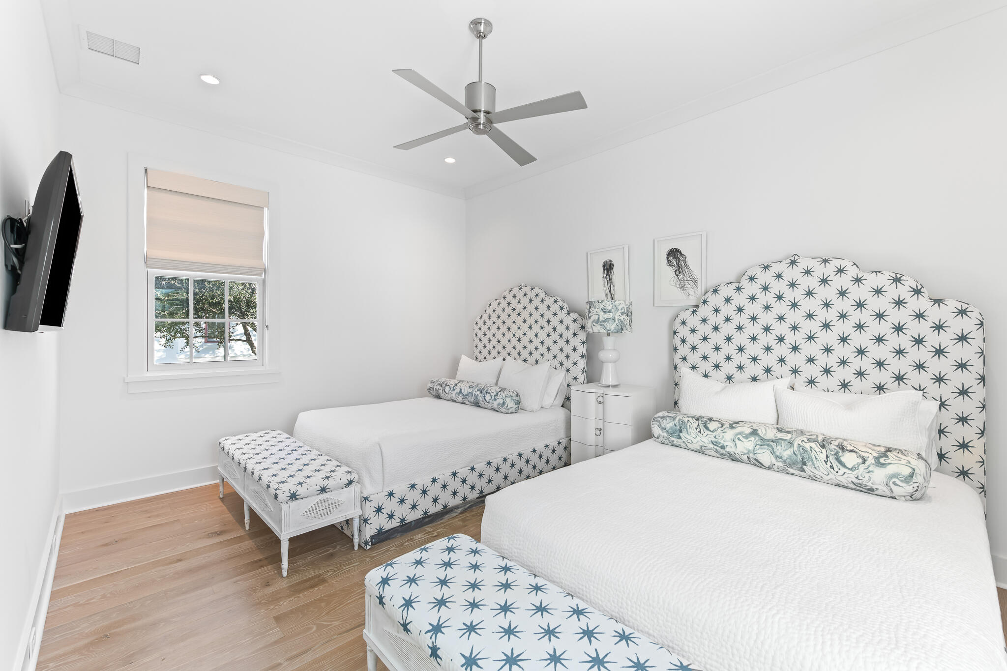 31 North Charles St Inlet Beach Inlet Beach, FL 32461 - Photo 33 of 47 a bedroom with two beds and a table