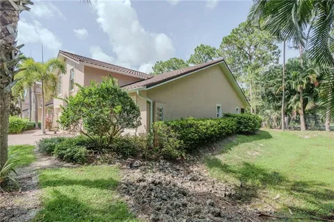 $295,000 | 3510 Avion Woods Court, Unit 104, Naples, FL 34104