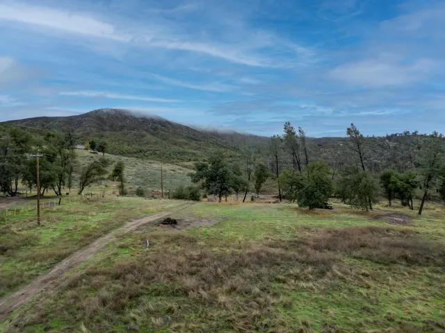 $85,000 | 12562 Bender Road, Igo, CA 96047