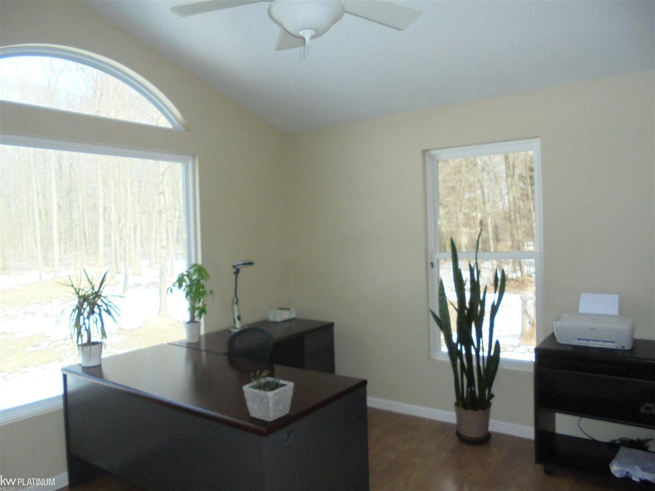 7580 Big Hand Road Columbus, MI 48063 - Photo 9 of 21 31372837-8.JPG